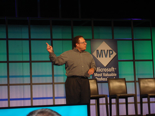 SQLAuthority News - MVP Summit 2009 - Day 1 - Summit Welcome and Keynotes DSC03493 