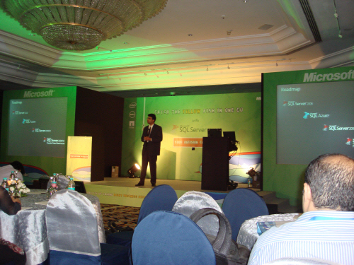 SQLAuthority News - Author Visit - SQL Server 2008 R2 Launch r2launch2 
