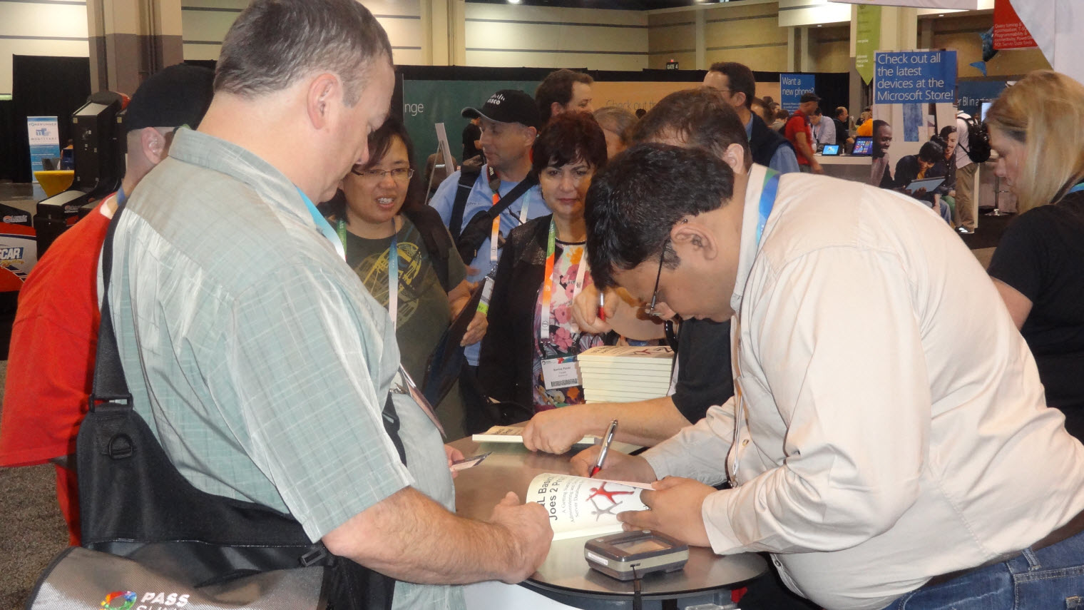 SQL SERVER - SQLPASS 2013, Charlotte Memories - Book and Book Signing - Part 2 sqlpass2013-book3 SQL SERVER - SQLPASS 2013, Charlotte Memories - Book and Book Signing - Part 2 sqlpass2013-book3